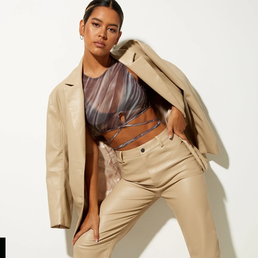 Motel rocks crop top in ripple chocolate